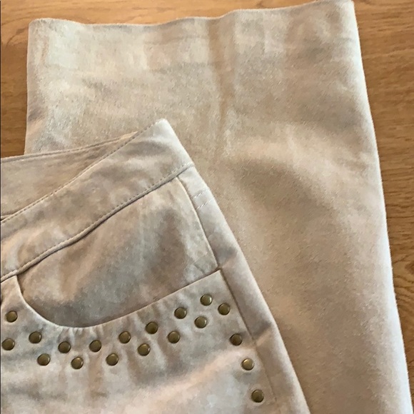 Tan leather studded pants - Picture 3 of 6